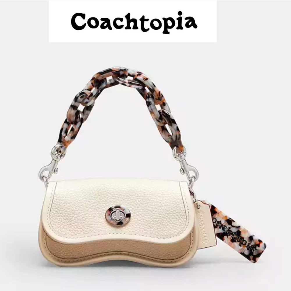 NWT! COACHTOPIA Wavy Dinky Cream Bag & Dustbag
